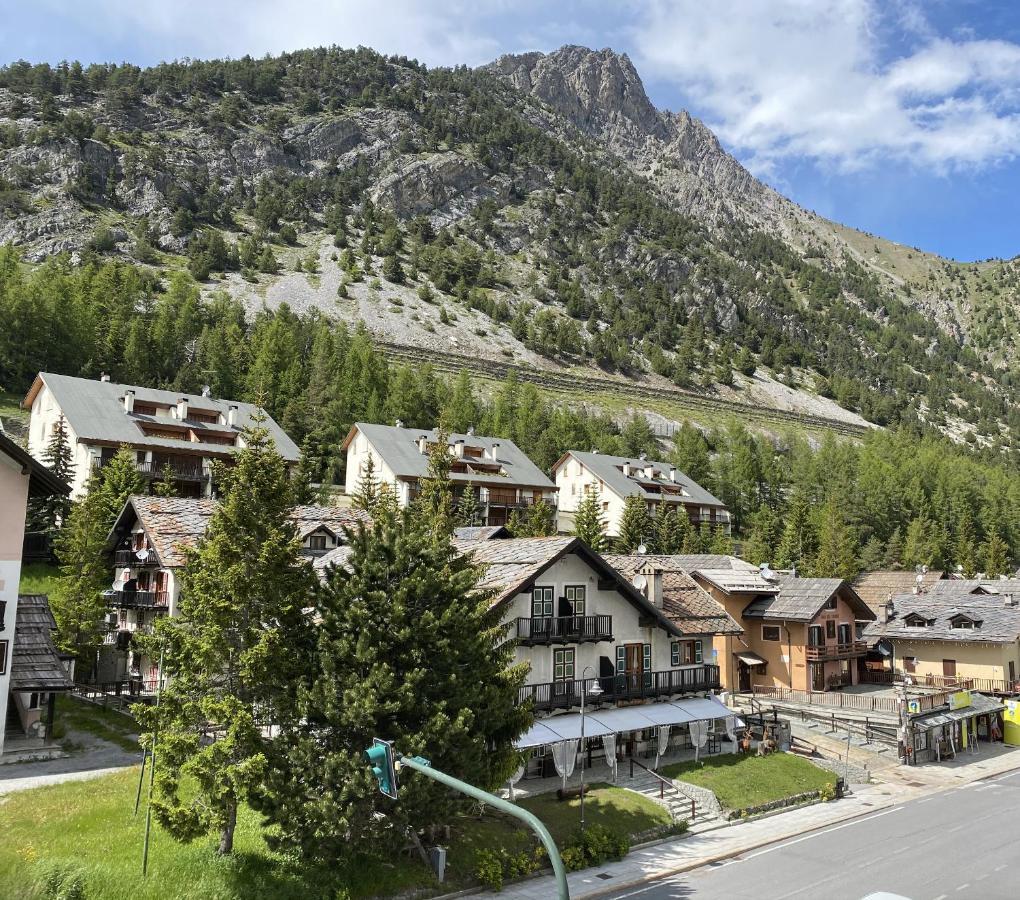 Chalet Della Luna Claviere Εξωτερικό φωτογραφία