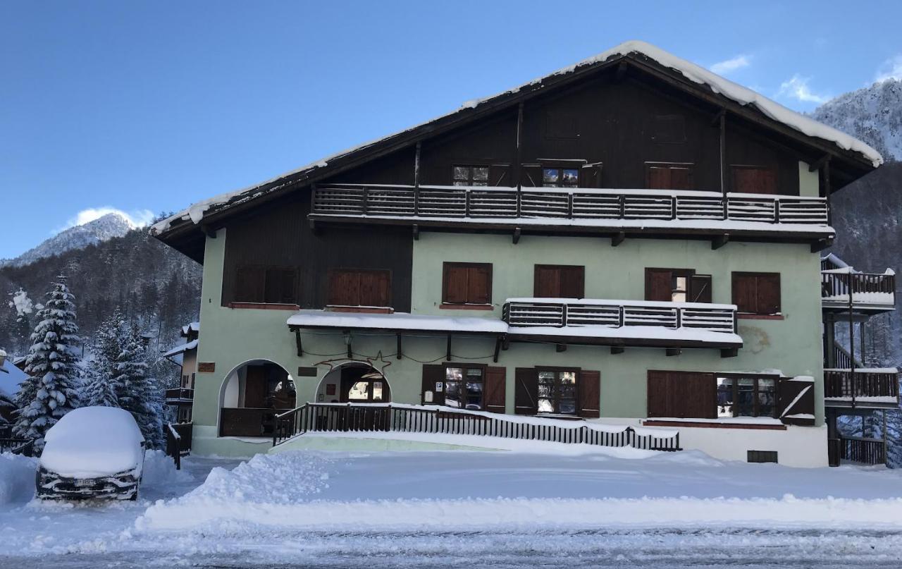 Chalet Della Luna Claviere Εξωτερικό φωτογραφία